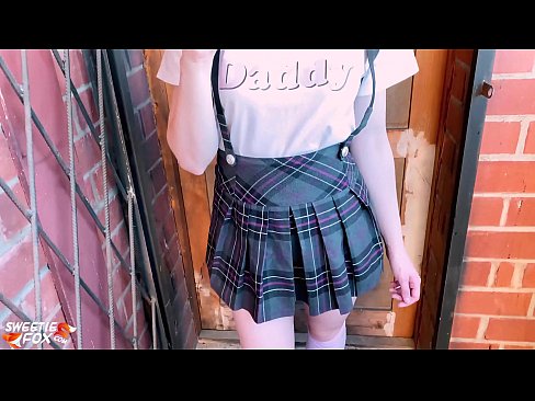 ❤️ Schoolgirl ດູດ dick ຂອງນາງເລິກແລະ fucks ແທນທີ່ຈະຫ້ອງຮຽນ. ☑ ໜັງໂປ້ ທີ່ lo.assistentai.ru ﹏